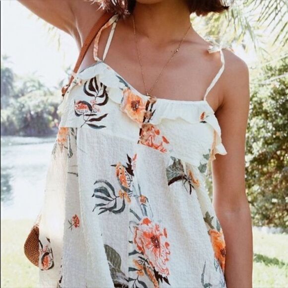 Urban Outfitters Lightweight Floral Romper w/Ties on Shoulders (Size: XS) - Picture 6 of 16